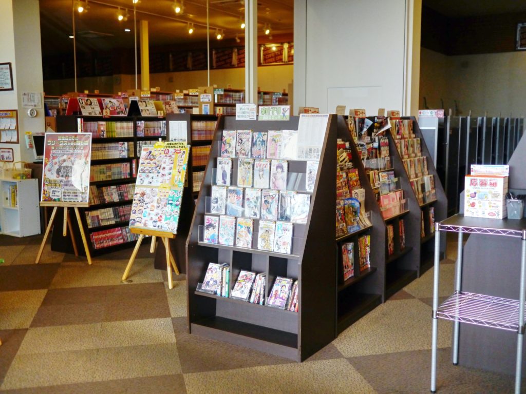 Many shelves full of manga books