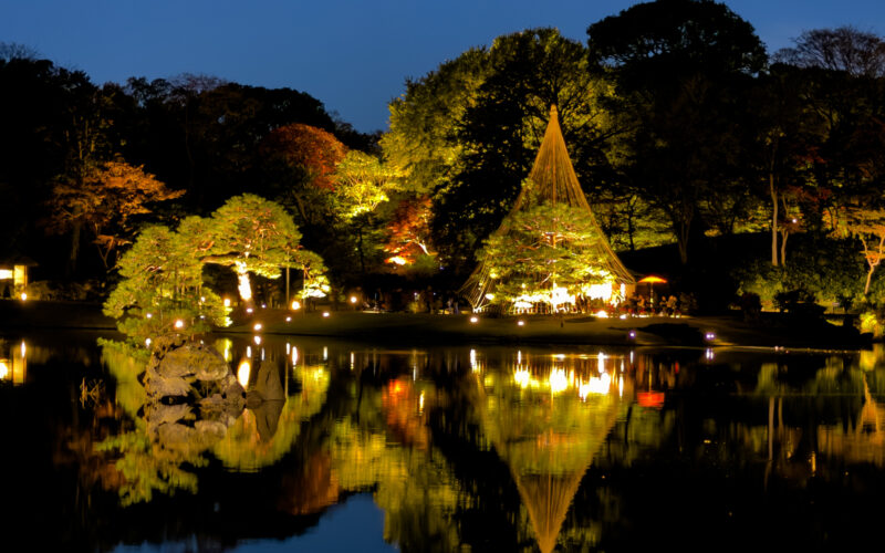 Rikugien Nighttime Illumination Central pond